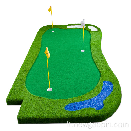 Individualizuotas „Mini Mat“ golfo laukas, žalias lauke